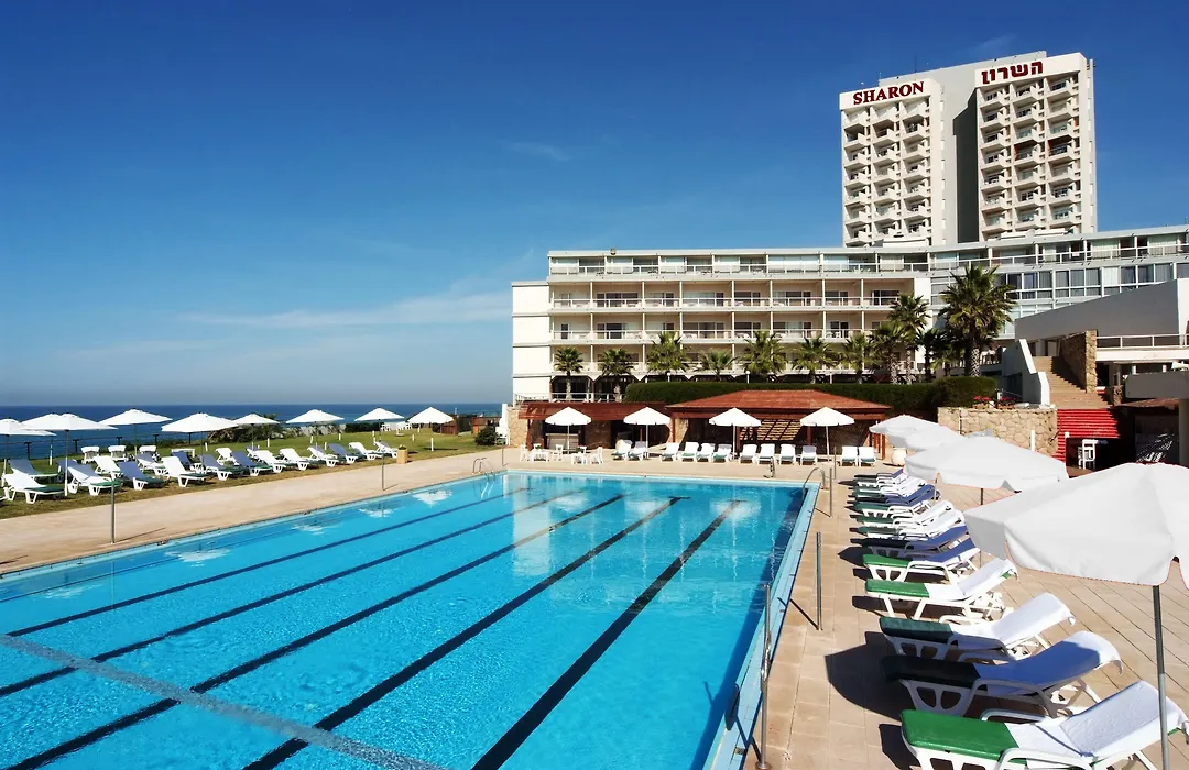 Hod Hasharon Luxury Apartment-1