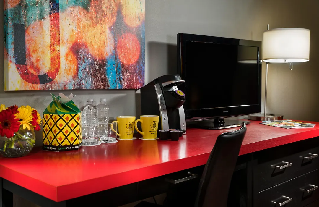 Staypineapple, Hotel Five, Downtown Seattle-1