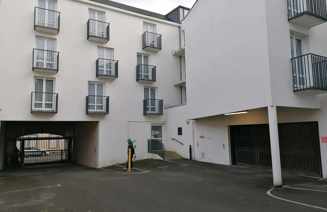 Terres de France - Appart'Hotel Quimper Bretagne-1