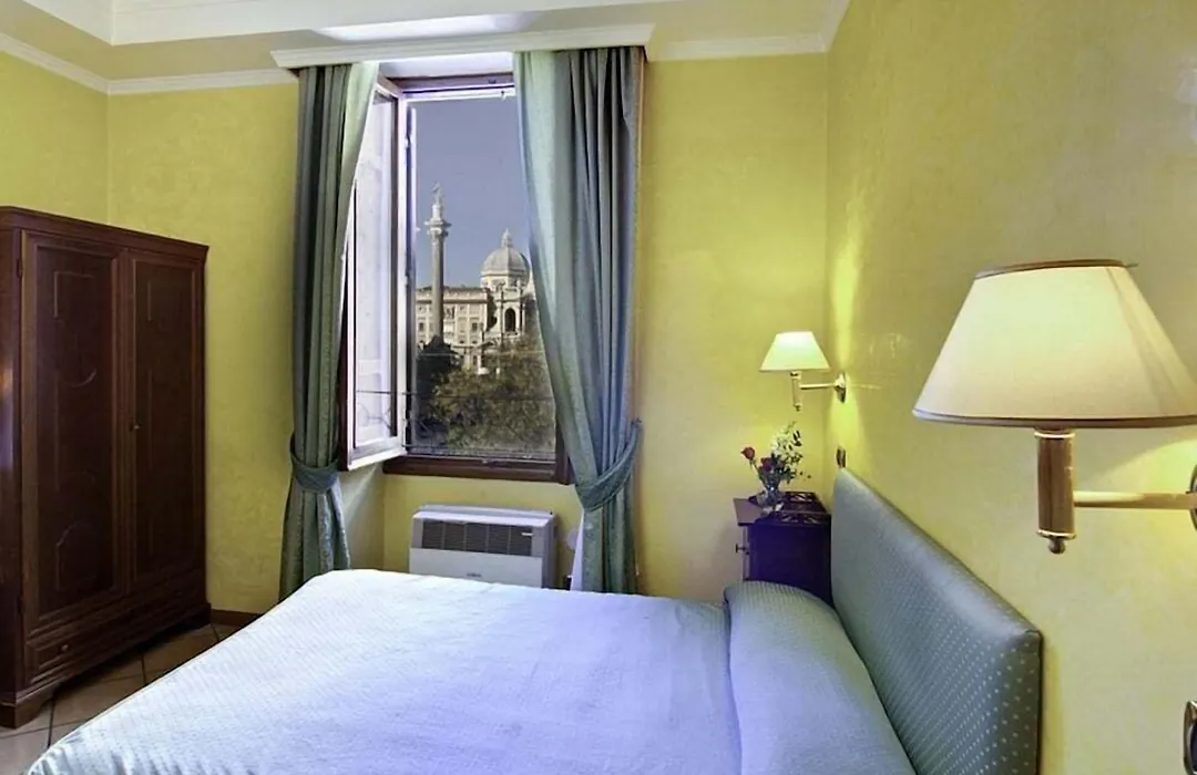 Hotel Montreal-1