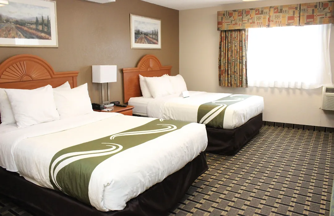 Quality Inn & Suites Detroit Metro Airport-1