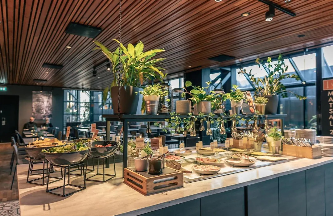 Quality Hotel 11&Eriksbergshallen-1