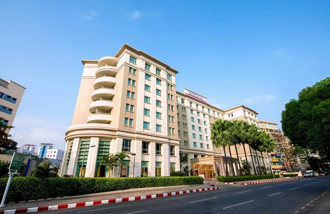 Parkroyal Yangon-1