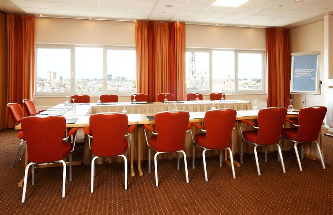 NH Groningen Hotel-1