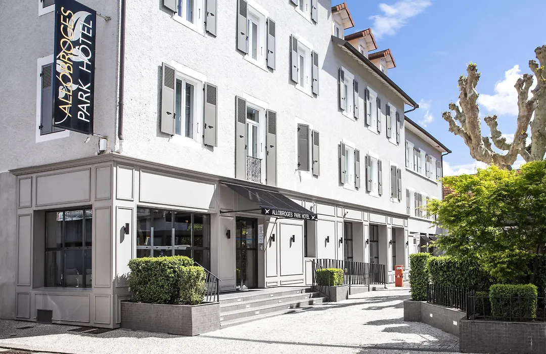 Allobroges Park Hôtel-1