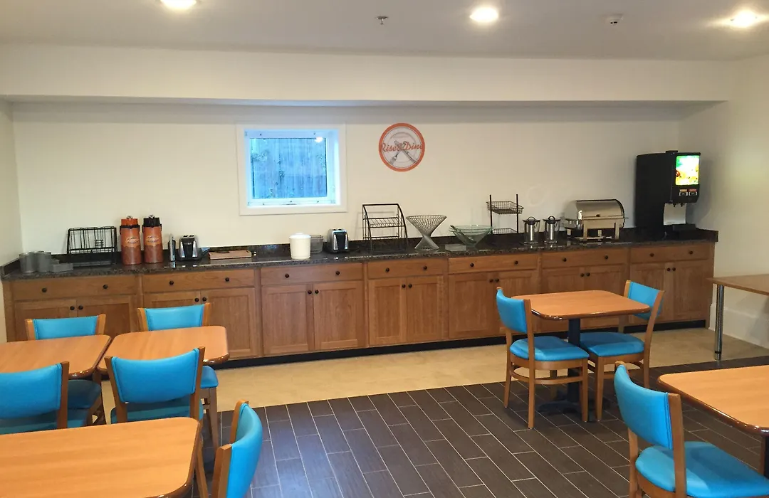 Howard Johnson By Wyndham Quincy/ Boston-1