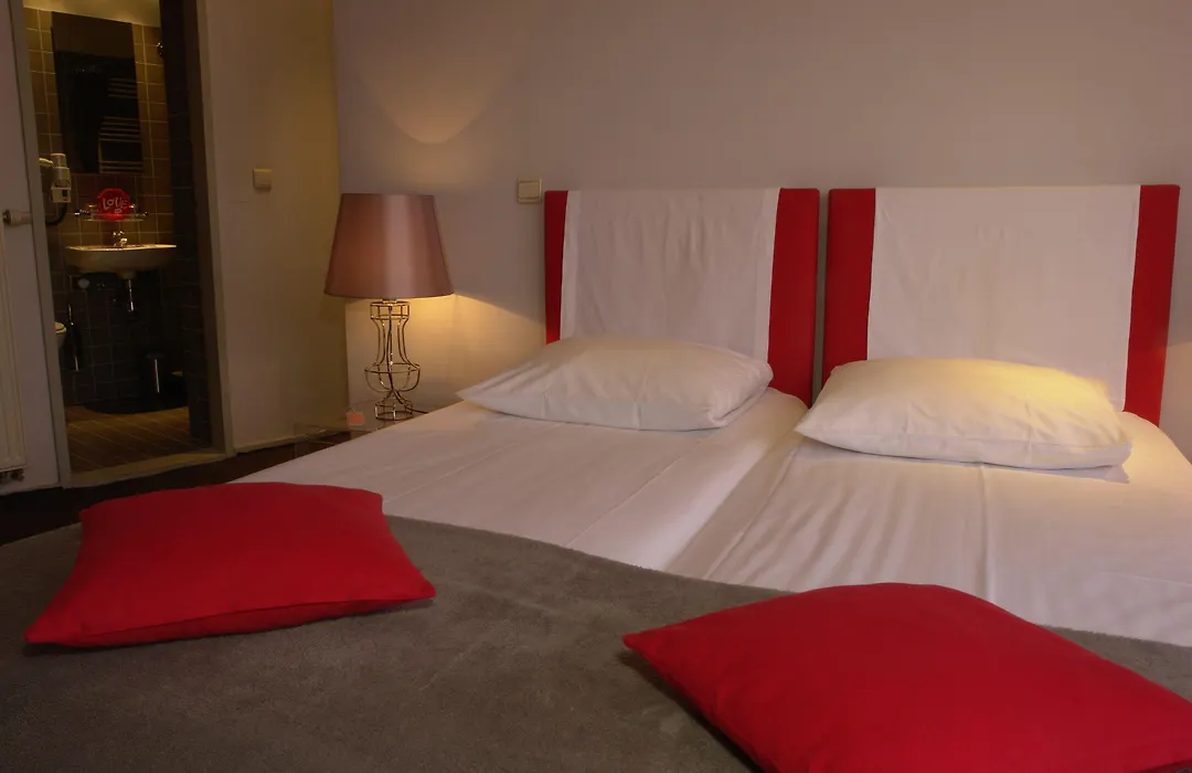 Monty Small Design Hotel-1