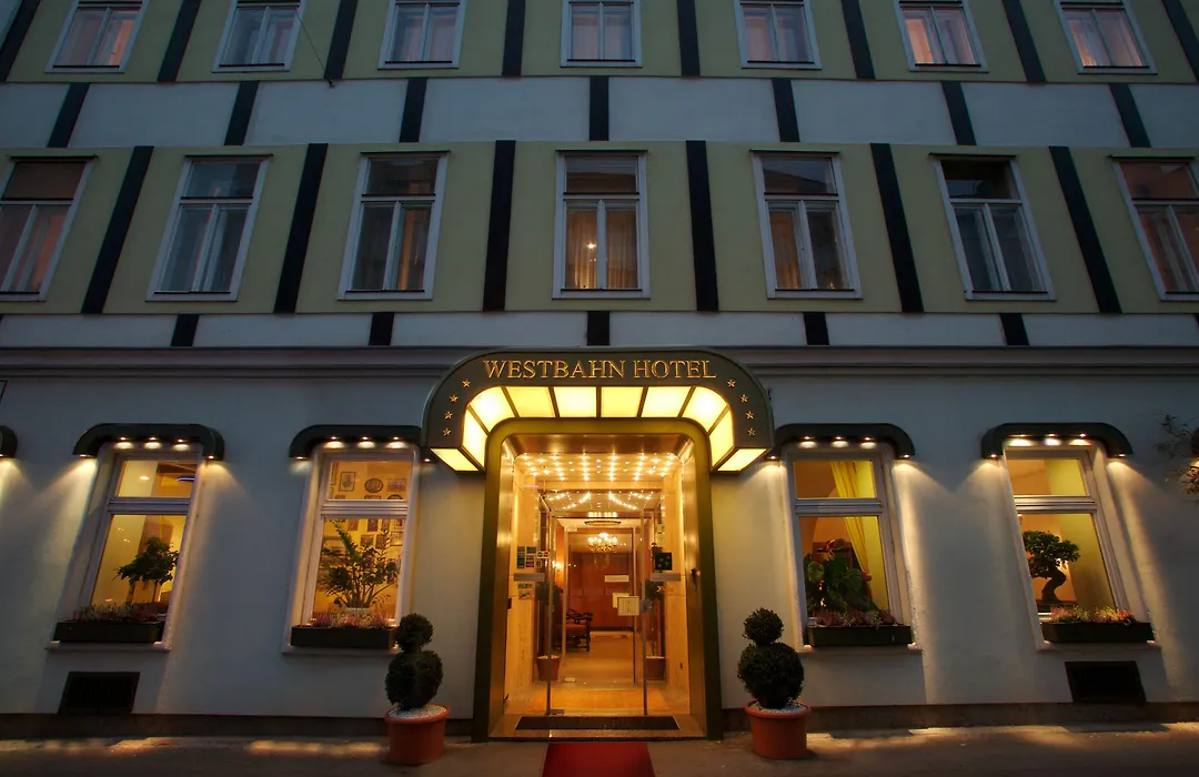 Hotel Westbahn-1