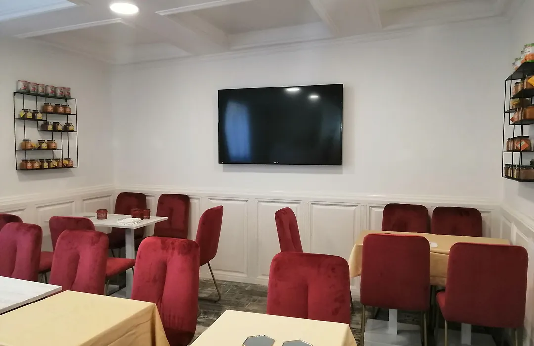 Hotel Cinquantatre-1