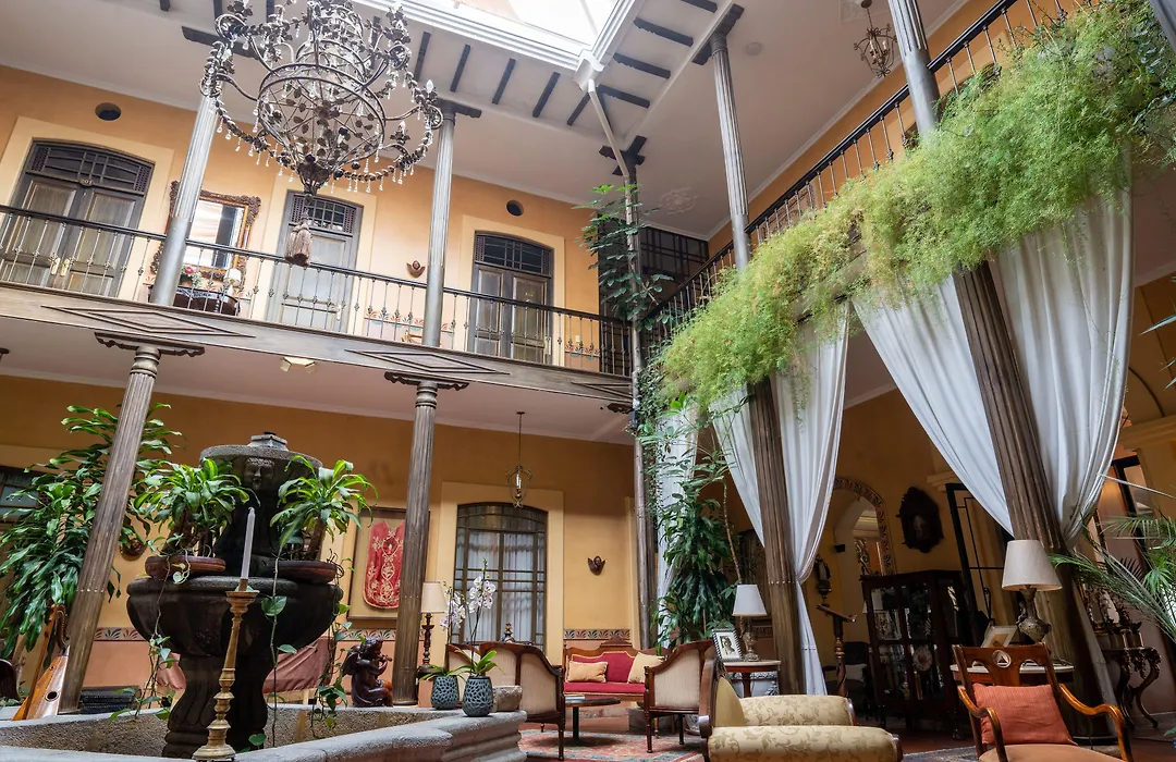 Mansion Alcazar-1
