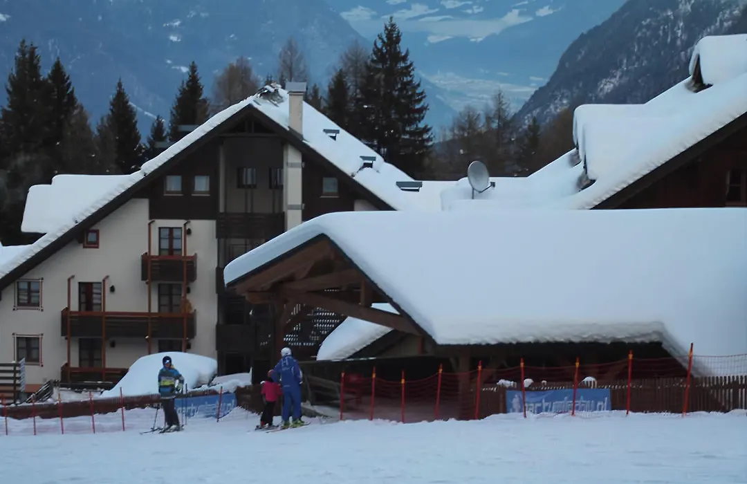 Nevesole Folgarida Resort Aparthotel-1