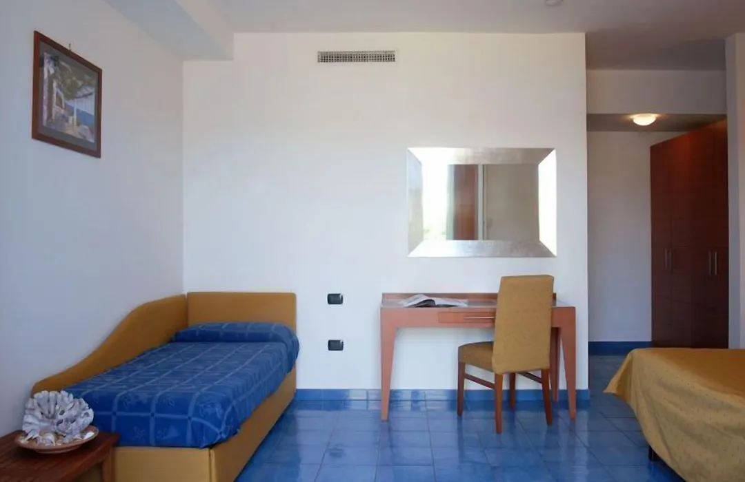 Hotel La Tonnara-1
