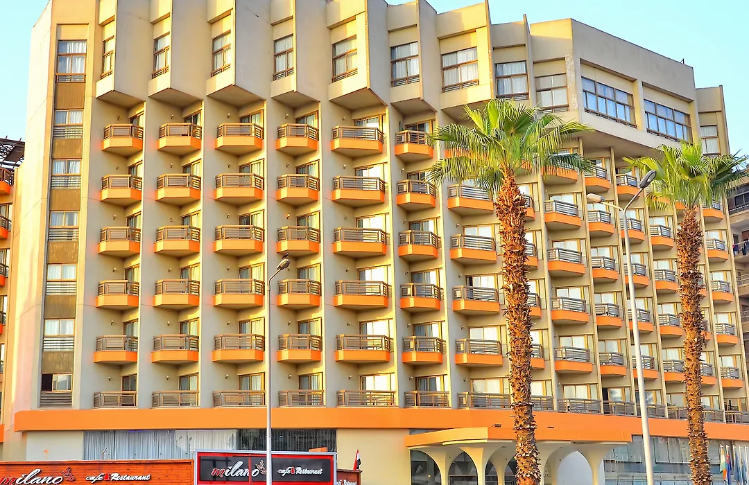 Aracan Pyramid Hotel-1