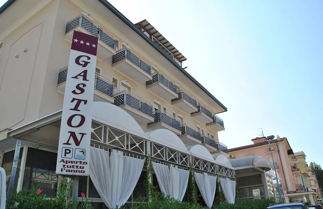 Hotel Gaston-1