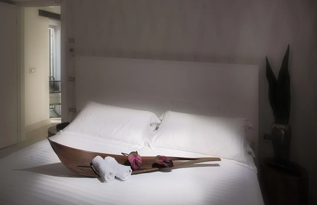 Q Hotel-1