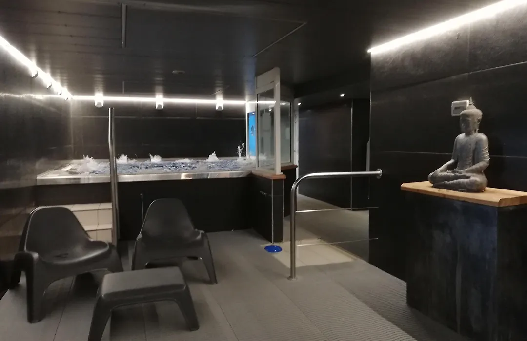 Hotel Club Le Cret-1
