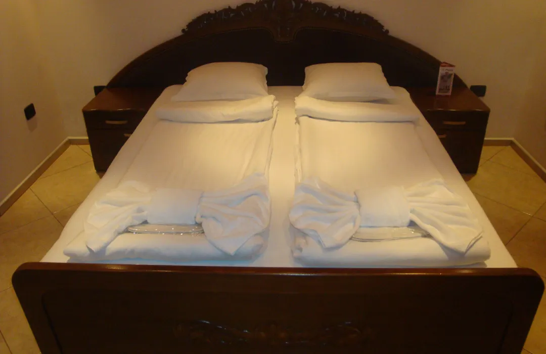 Family Hotel Niagara-1