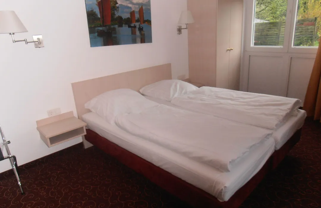 Hotel Blankenese-1