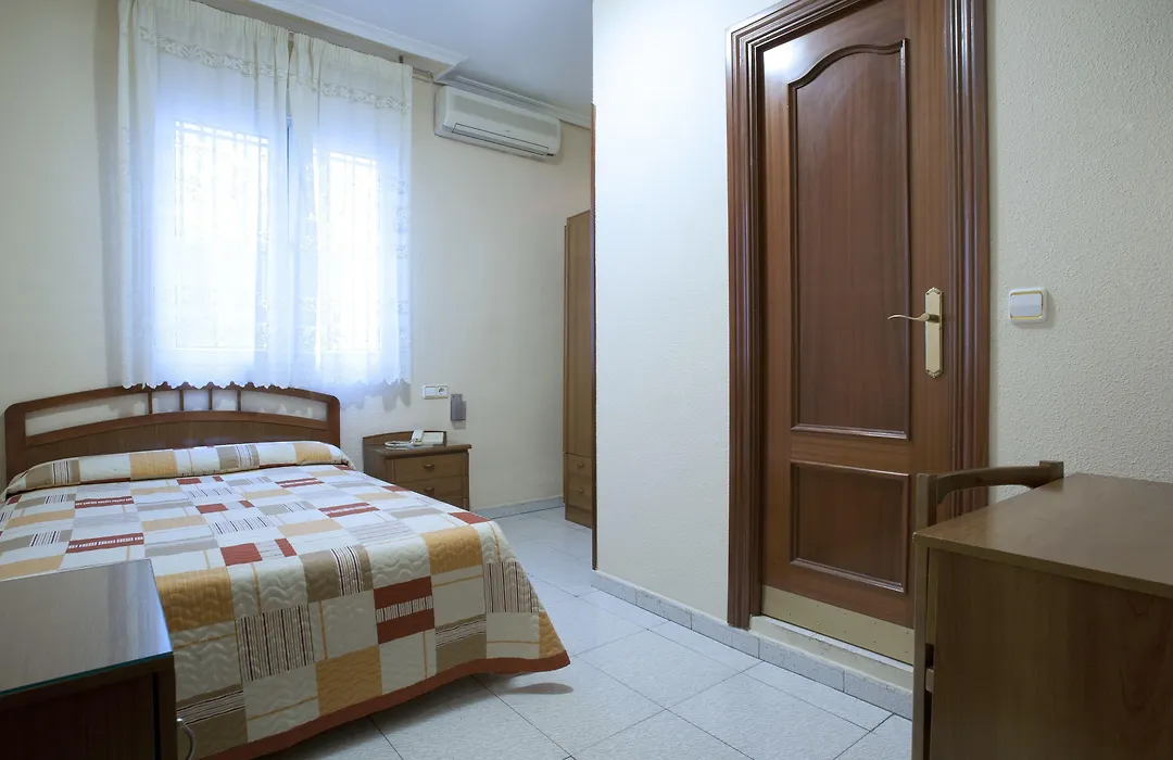 Hostal Maria Luisa-1
