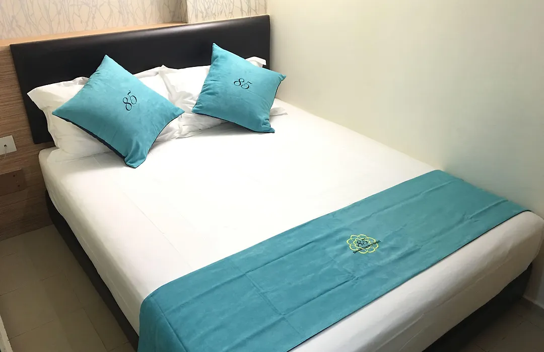 85 Beach Garden Hotel-1