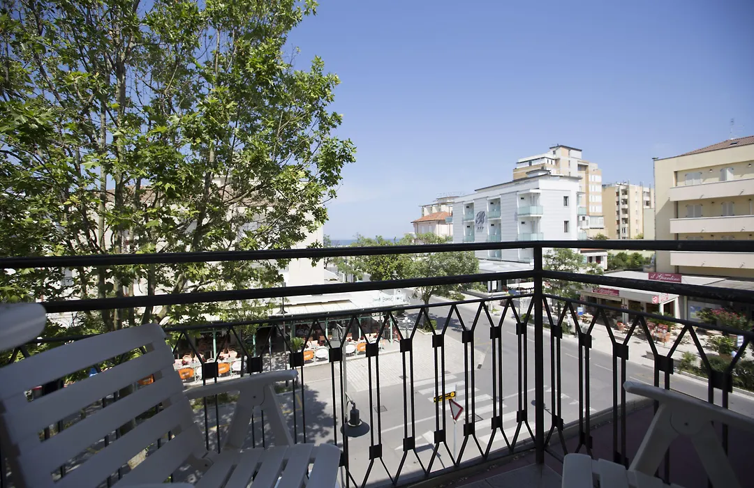 Hotel Desiree-1