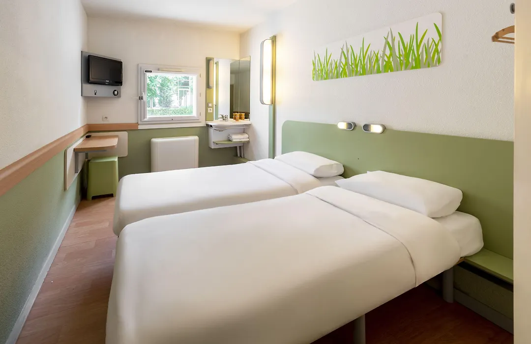 B&B HOTEL Toulouse Cité de l'Espace Hurel-1