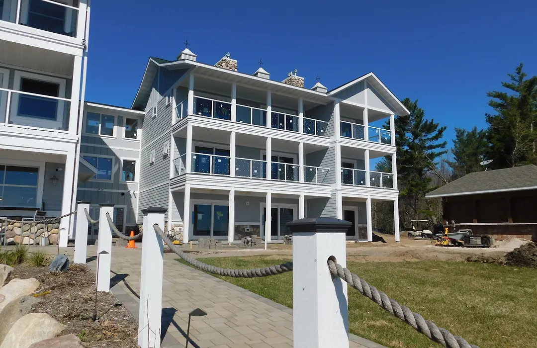 Quarterdeck Resort-1