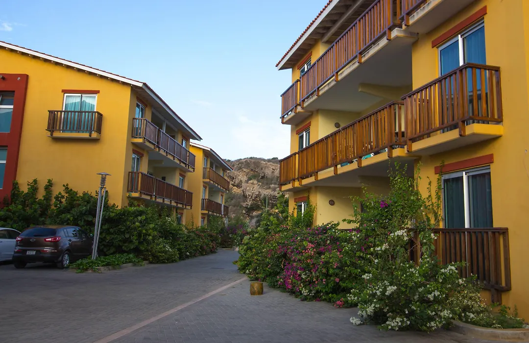 Palapa Beach Resort Curacao-1
