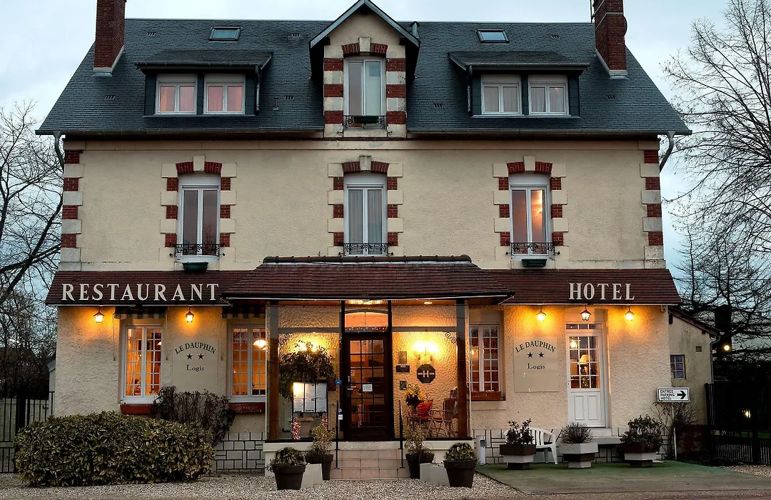 Logis Hôtels Restaurant Le Dauphin-1