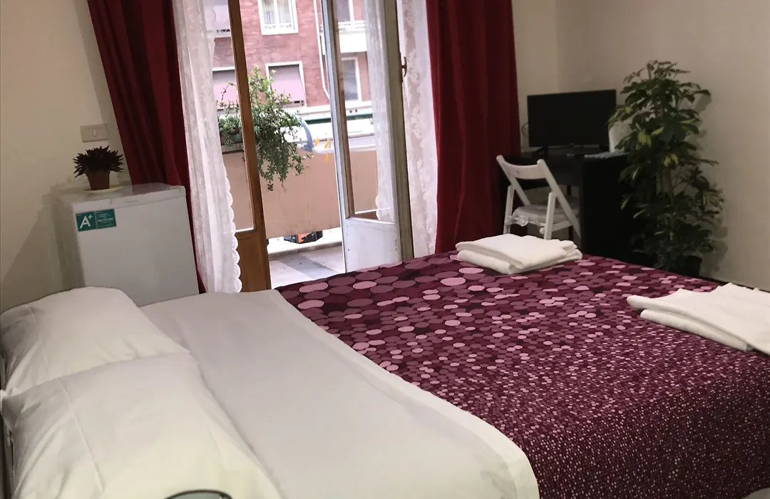 Pardis Guest House-1