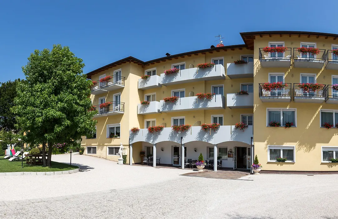 Vitalé Hotel Daniela-1