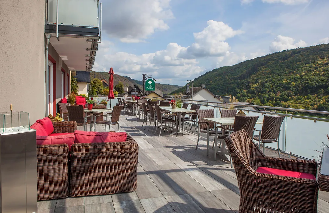 Hotel-Restaurant-Weingut Kapellenhof-1