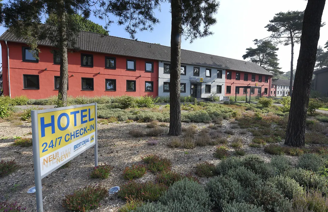 Best Deal Airporthotel Weeze-1