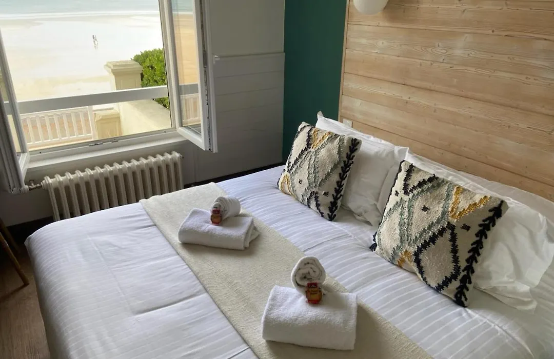 Hôtel Alba Saint-Malo Plage du Sillon-1