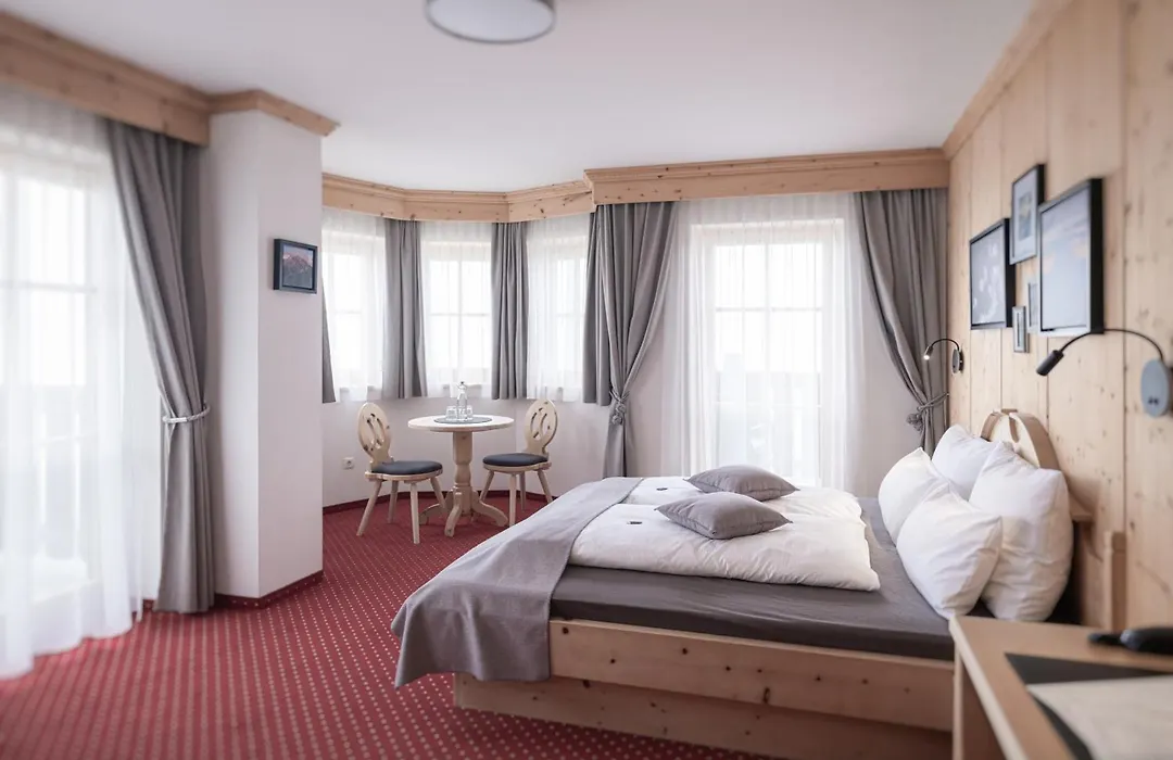 Hotel Silbertal-1