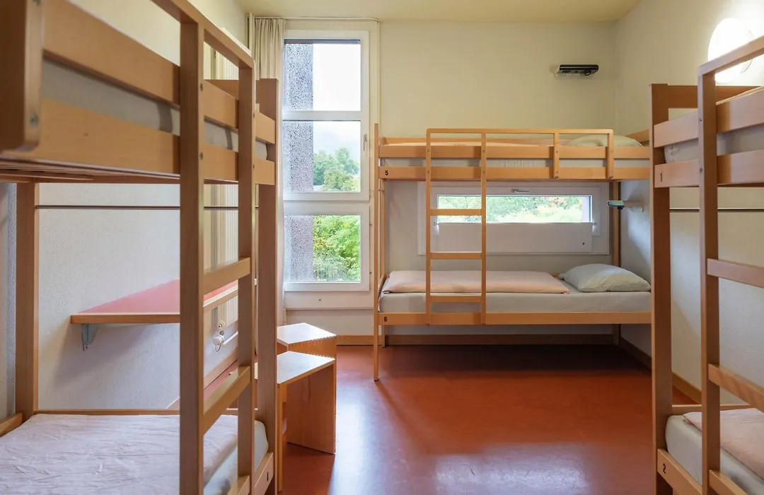 Zurich Youth Hostel-1
