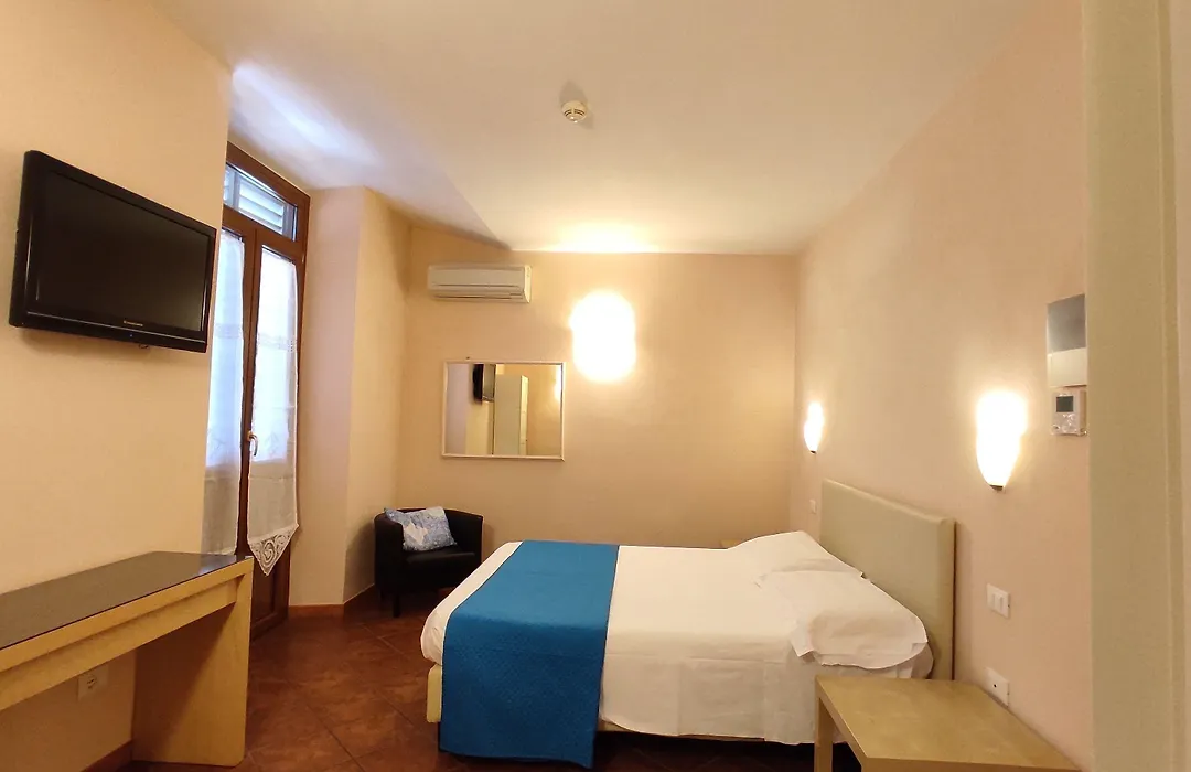 Hotel Rita Major-1