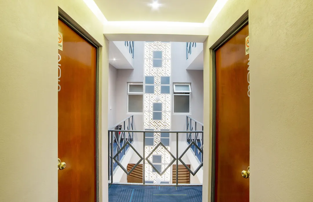 Hotel Monarca-1