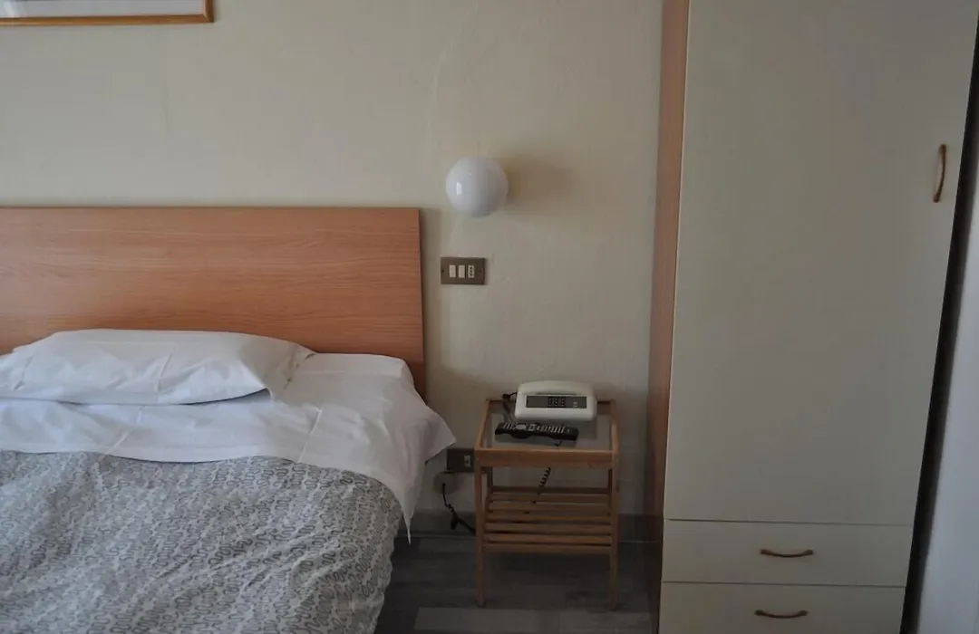 Hotel Cecile-1