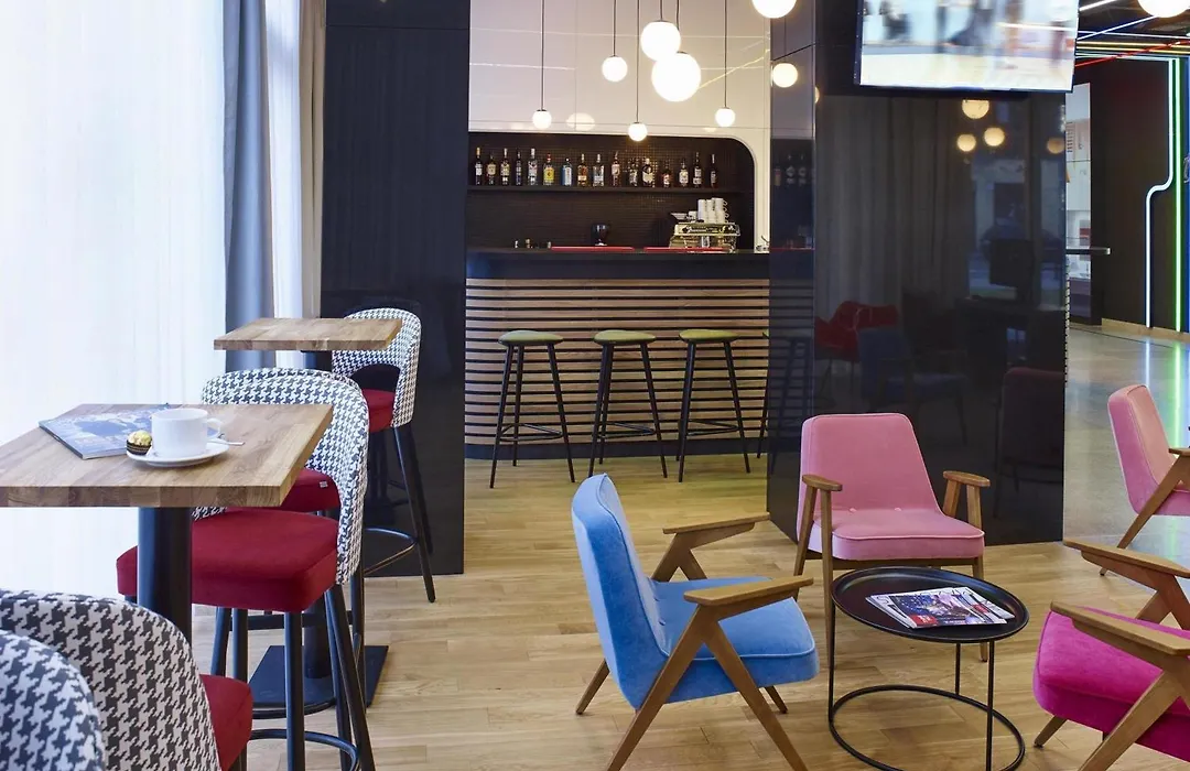 Ibis Styles Warszawa City-1