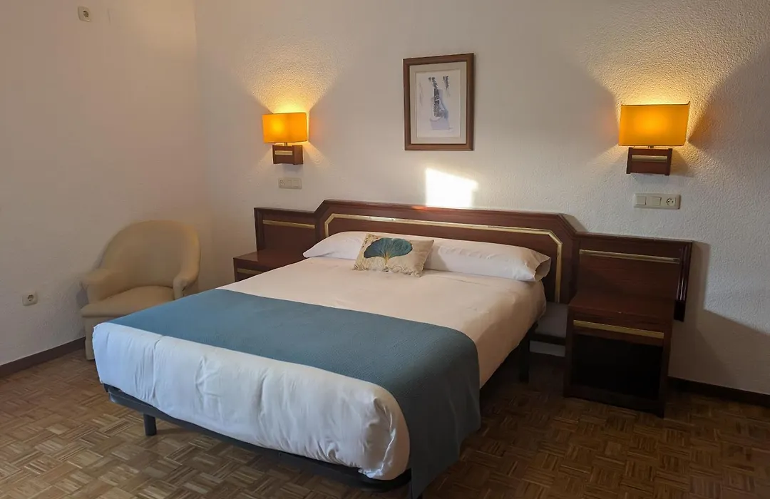 Hotel Santa María-1