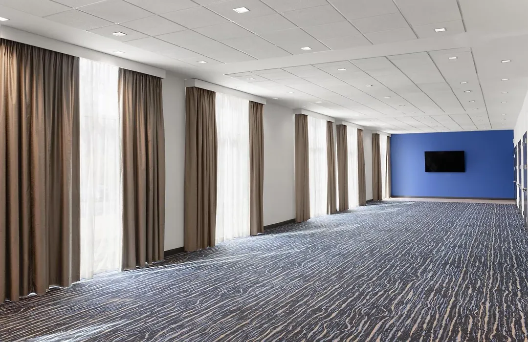 Glo Best Western Nashville Airport-1