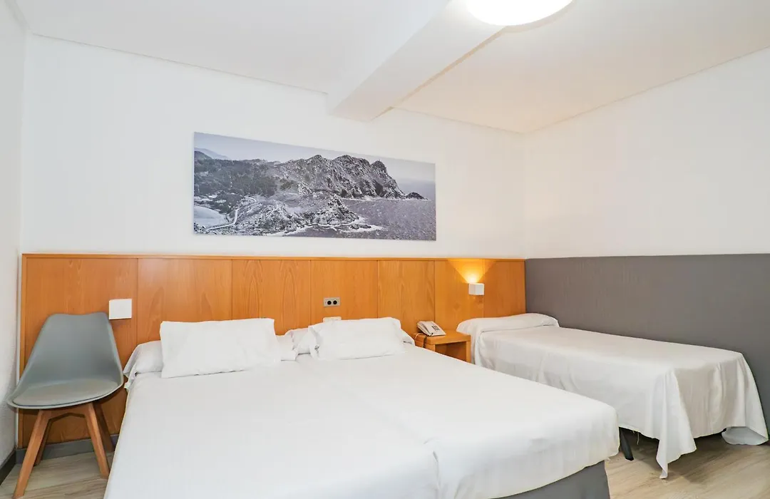 Hotel Del Mar Vigo-1