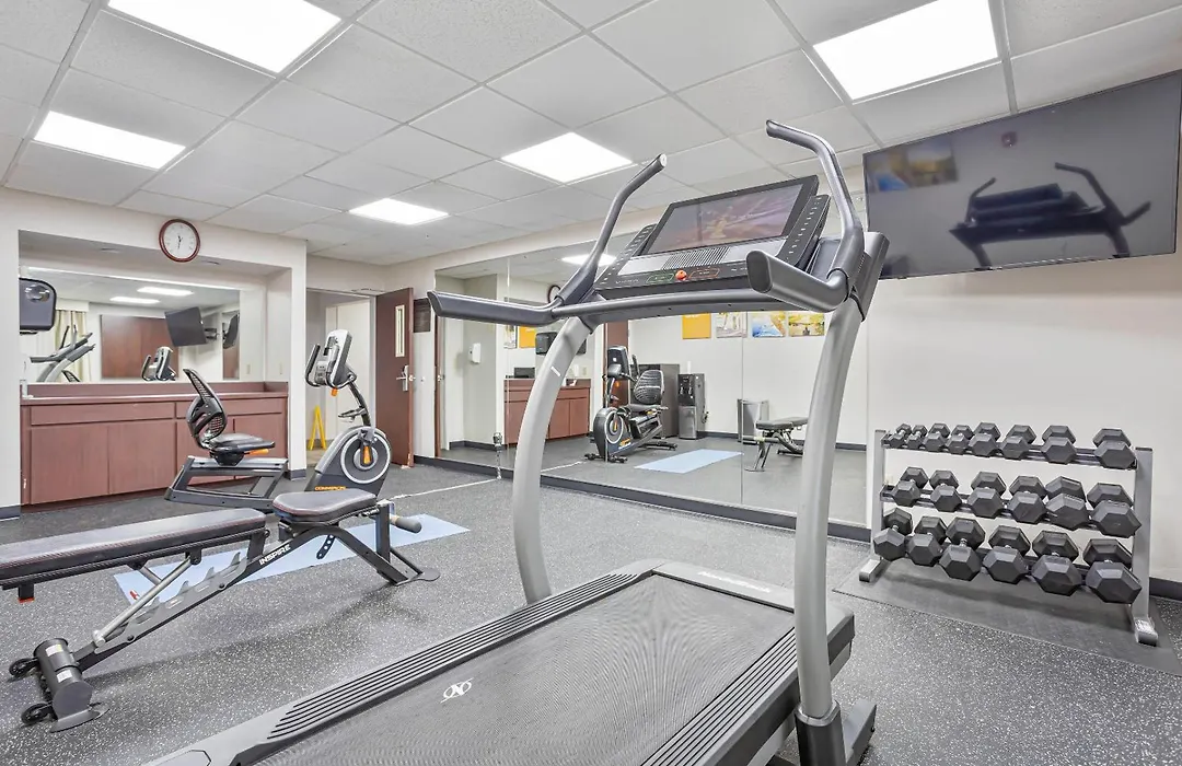 Comfort Inn & Suites Montgomery East Carmichael Rd-1