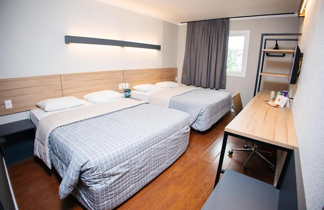 Hotel 10 Blumenau-1