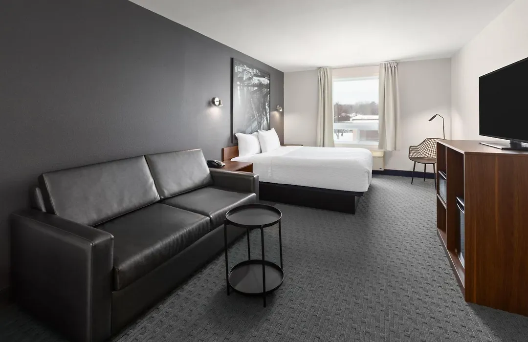 Super 8 By Wyndham Trois-Rivieres-1