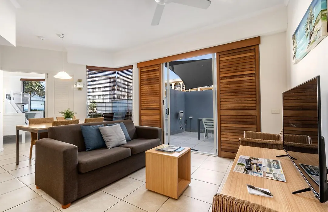 Rolling Surf Resort-1