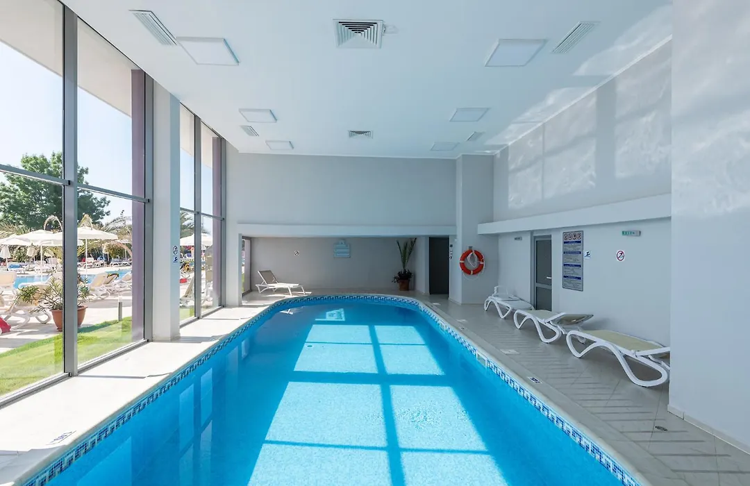 Hotel Neptun Beach-1