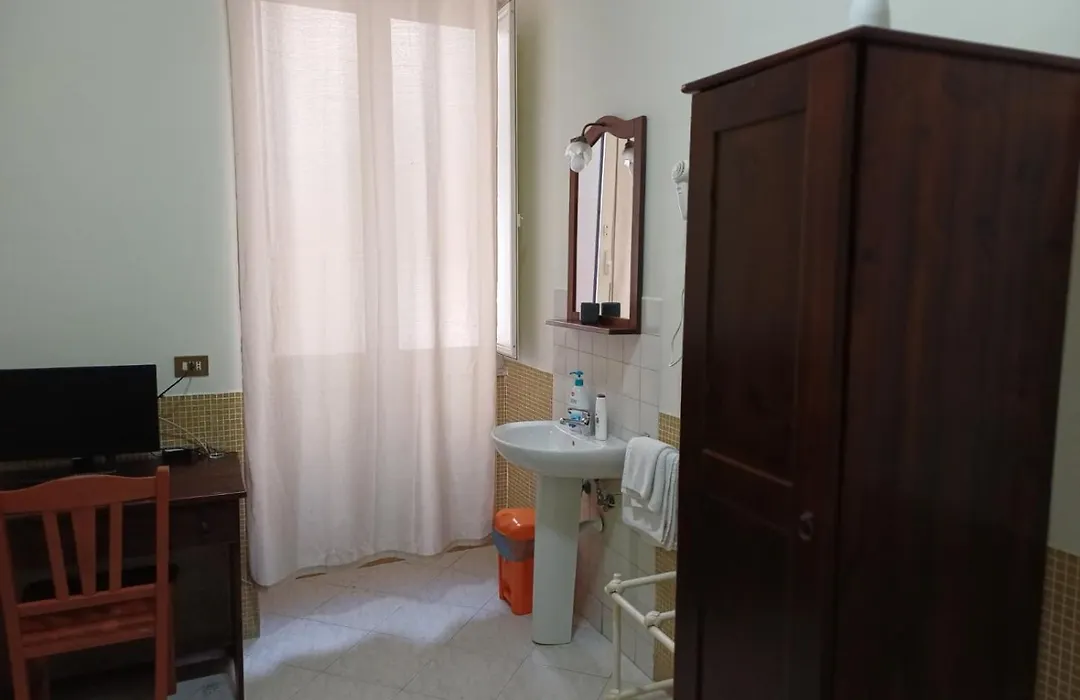 Hotel Vittorio Veneto-1