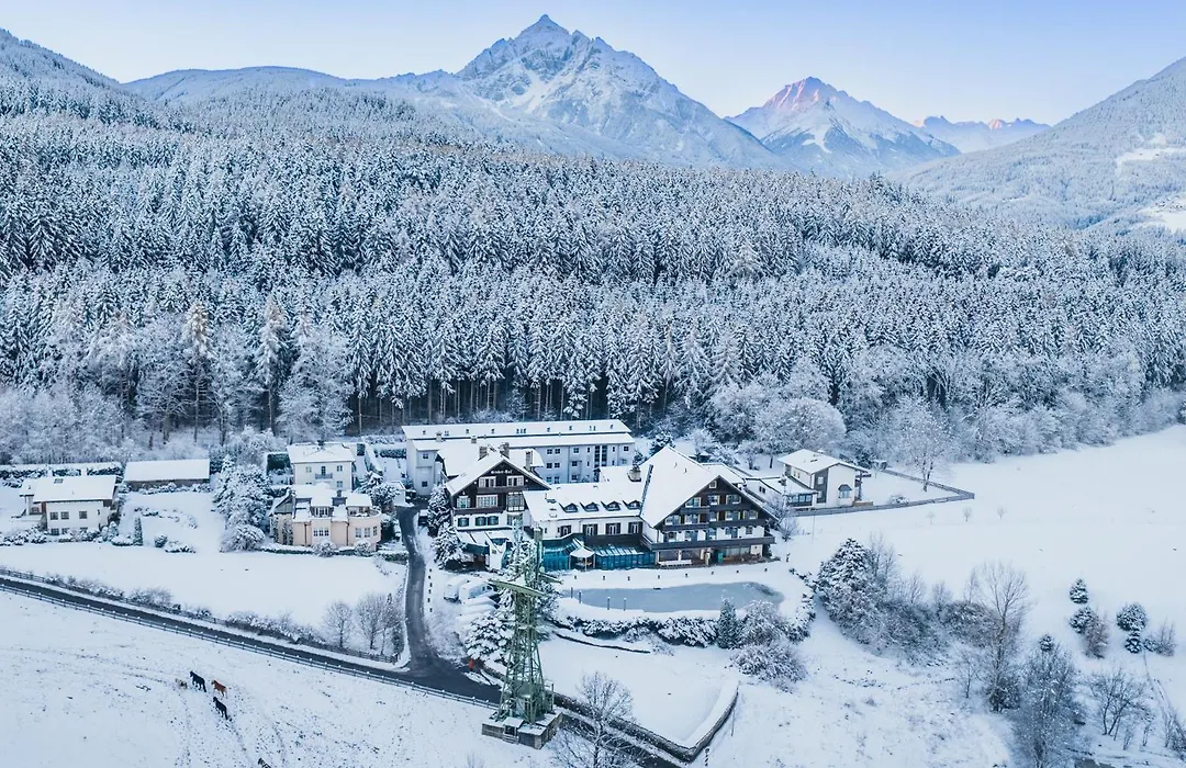 Hotel Gruberhof Innsbruck Igls B&B-1